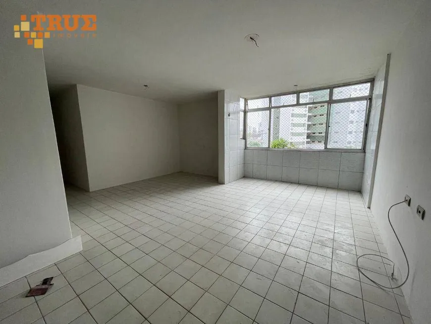 Foto 1 de Apartamento com 3 Quartos à venda, 120m² em Torre, Recife