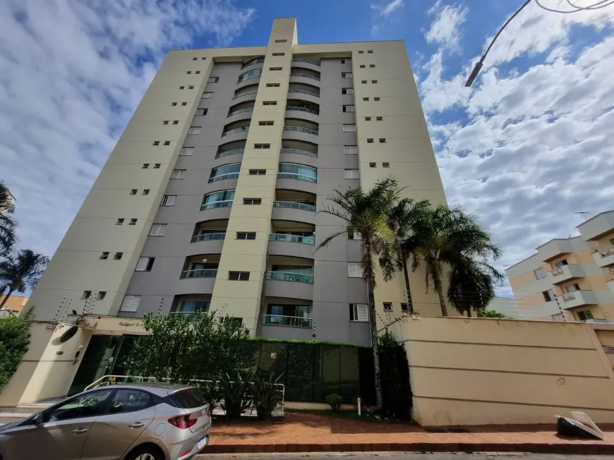 Foto 1 de Apartamento com 3 Quartos à venda, 108m² em Copacabana, Uberlândia