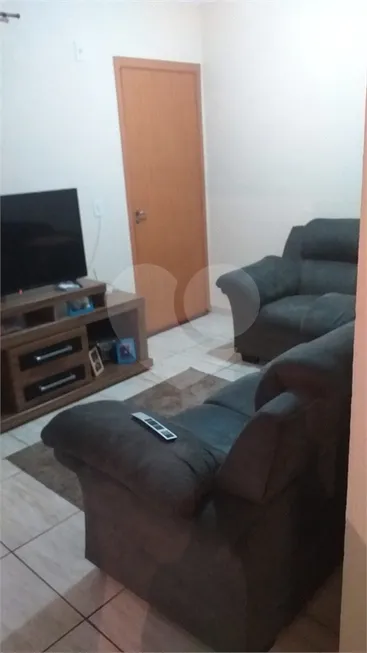 Foto 1 de Apartamento com 2 Quartos à venda, 47m² em Parque Senhor do Bonfim, Taubaté