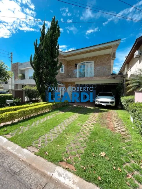 Foto 1 de Casa de Condomínio com 3 Quartos à venda, 350m² em Alphaville, Santana de Parnaíba