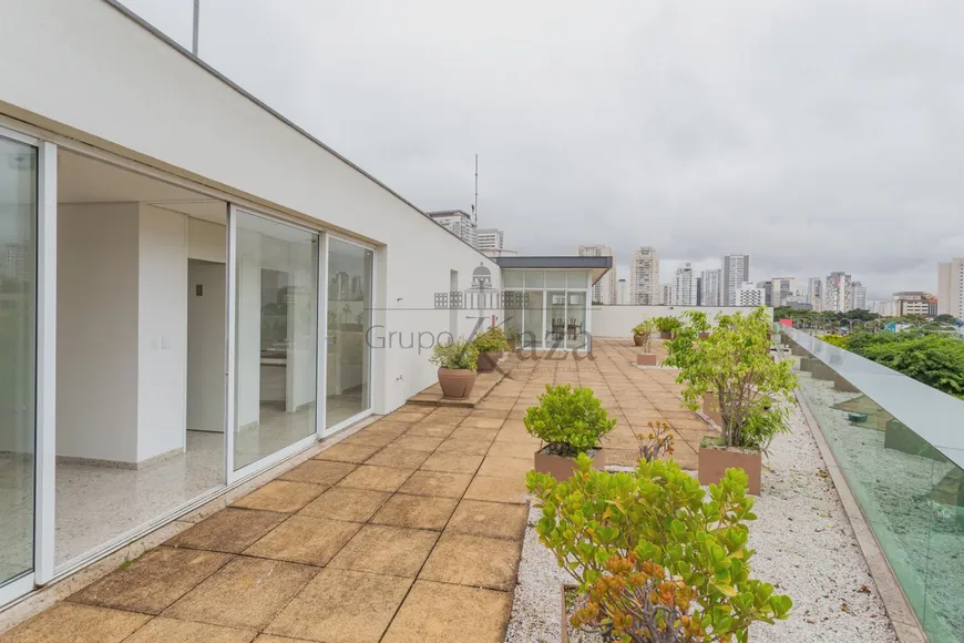 Foto 1 de Ponto Comercial com 4 Quartos para alugar, 1160m² em Barra Funda, São Paulo