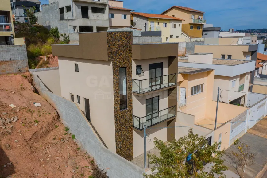 Foto 1 de Casa com 3 Quartos à venda, 160m² em Portal dos Ipês, Cajamar