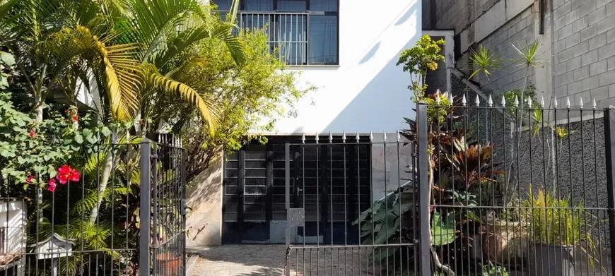 Foto 1 de Sobrado com 3 Quartos à venda, 200m² em Santana, São Paulo