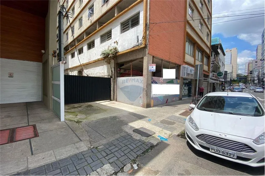 Foto 1 de Ponto Comercial para alugar, 400m² em Centro, Juiz de Fora