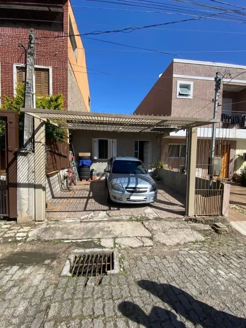 Foto 1 de Casa de Condomínio com 1 Quarto à venda, 56m² em Espiríto Santo, Porto Alegre