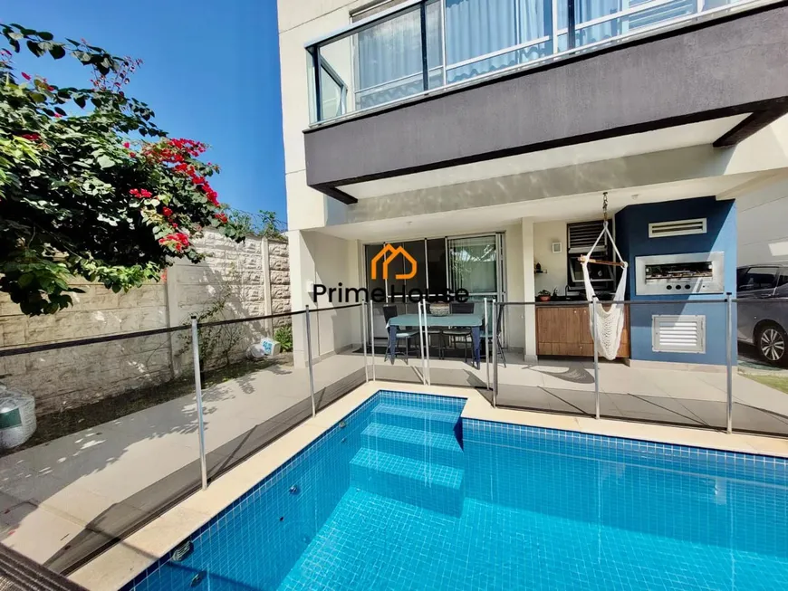 Foto 1 de Casa de Condomínio com 4 Quartos à venda, 219m² em Recreio Dos Bandeirantes, Rio de Janeiro