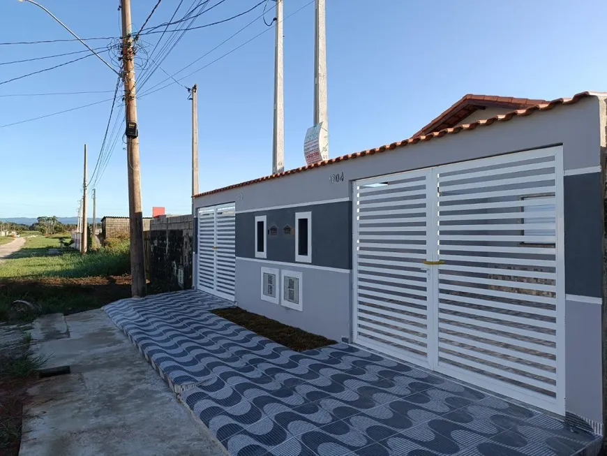 Foto 1 de Casa com 2 Quartos à venda, 60m² em Jardim Bopiranga, Itanhaém