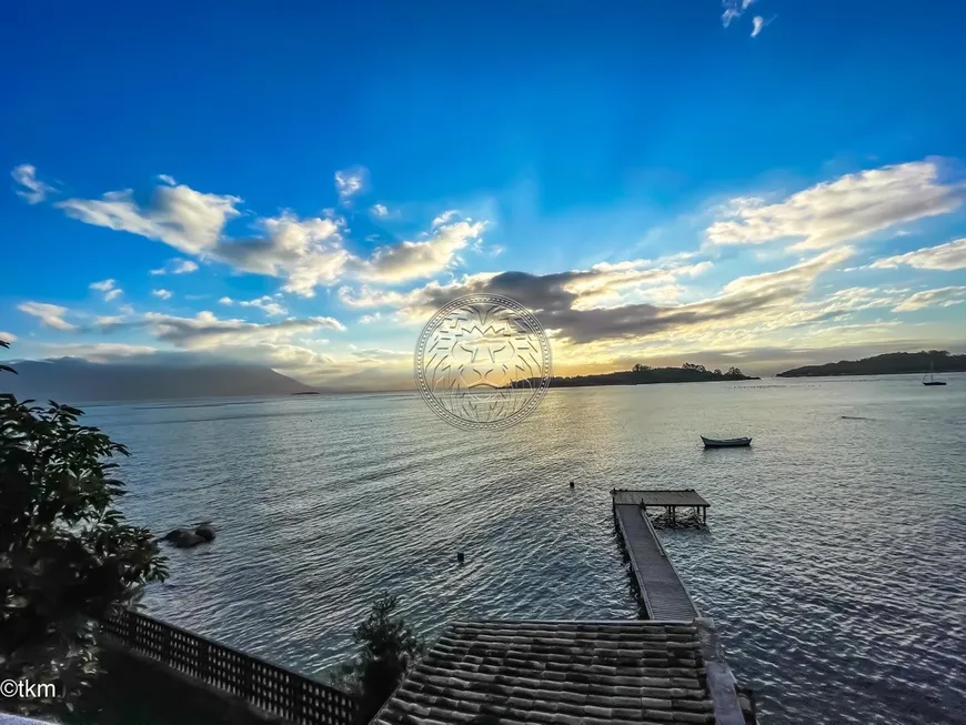 Foto 1 de Casa com 3 Quartos à venda, 190m² em Ribeirão da Ilha, Florianópolis