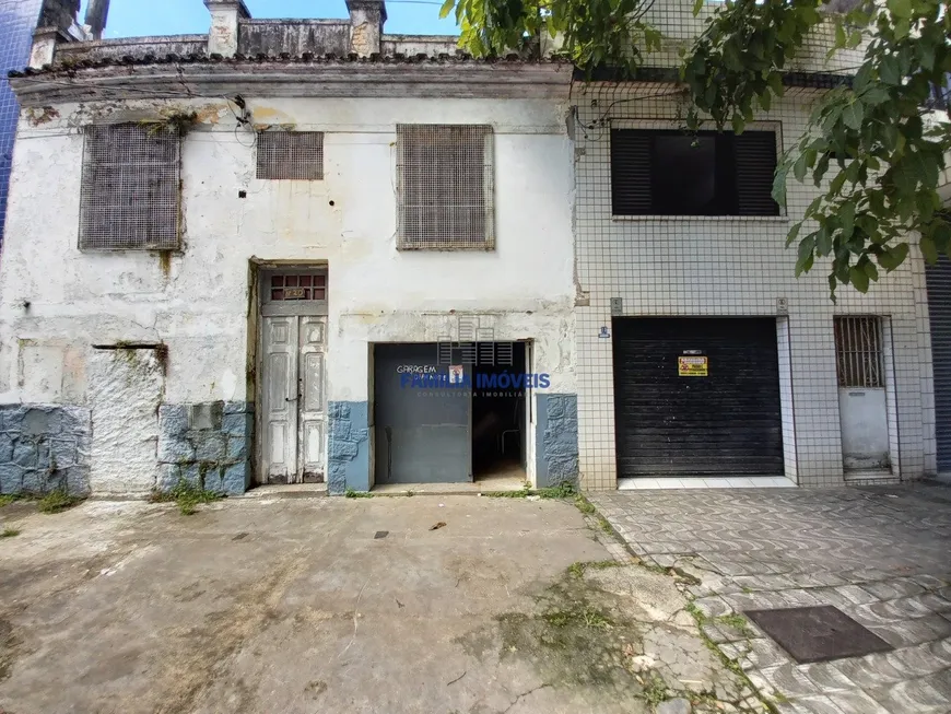 Foto 1 de Lote/Terreno à venda, 148m² em Vila Nova, Santos
