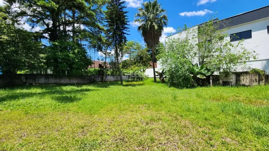 Foto 1 de Lote/Terreno à venda, 865m² em Glória, Joinville