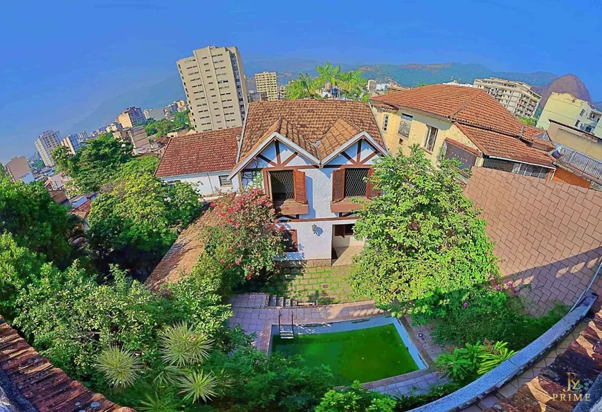 Foto 1 de Casa com 3 Quartos à venda, 514m² em Grajaú, Rio de Janeiro