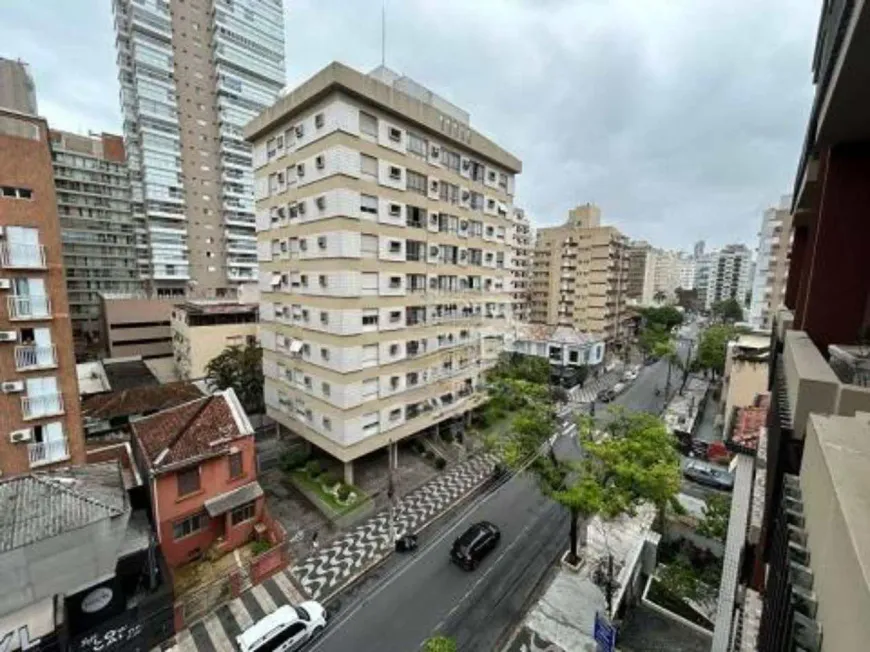 Foto 1 de Apartamento com 3 Quartos à venda, 130m² em Gonzaga, Santos