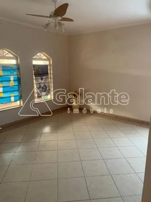 Foto 1 de Casa com 3 Quartos à venda, 205m² em Jardim Baronesa, Campinas