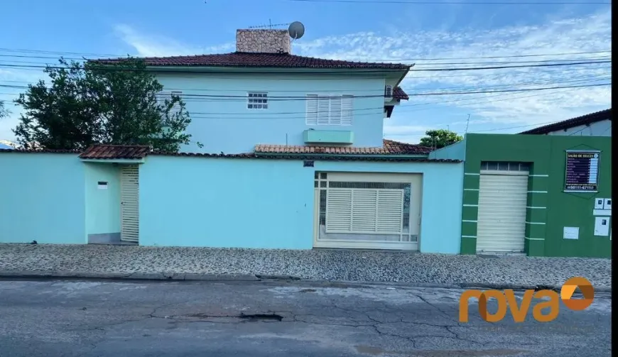 Foto 1 de Casa com 5 Quartos à venda, 299m² em Setor Criméia Leste, Goiânia