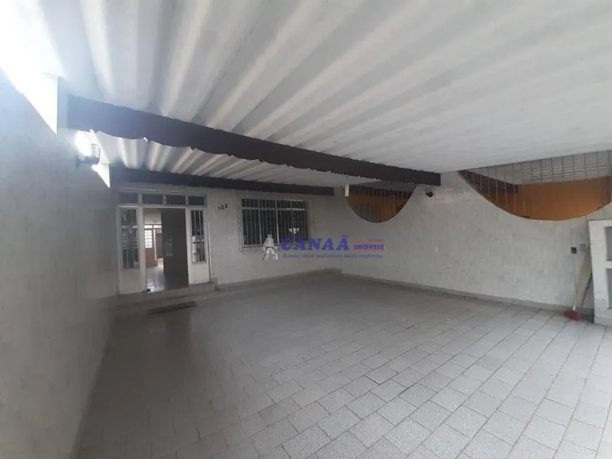 Foto 1 de Casa com 1 Quarto à venda, 114m² em Chacara Agrindus, Taboão da Serra