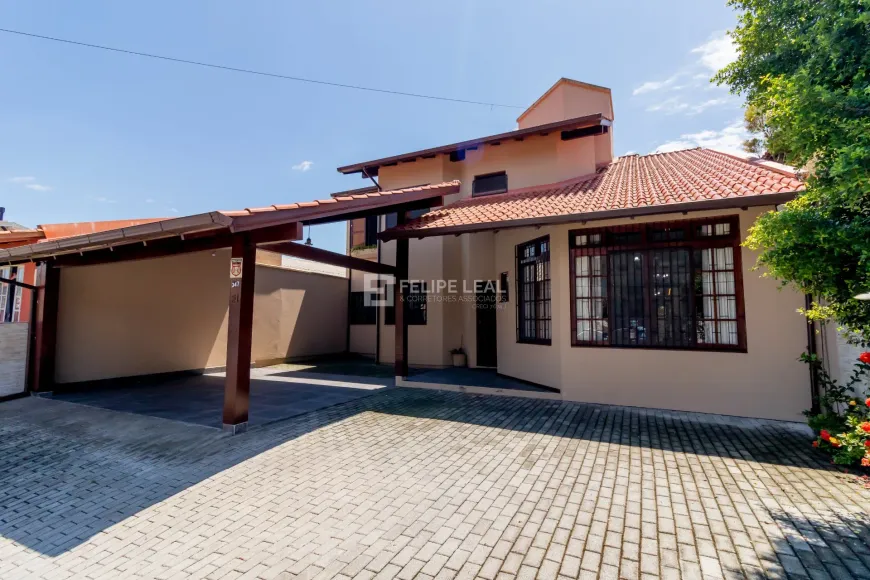 Foto 1 de Casa com 4 Quartos à venda, 235m² em Santa Mônica, Florianópolis