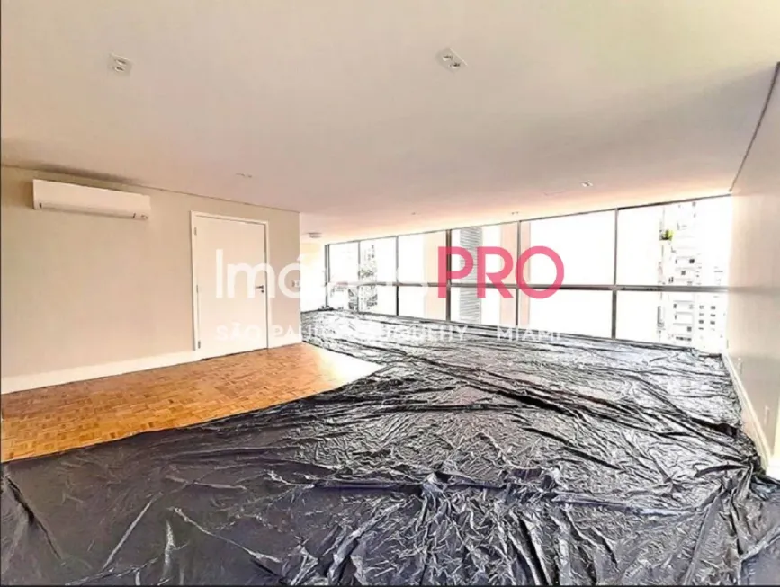 Foto 1 de Apartamento com 3 Quartos à venda, 183m² em Jardim Paulista, São Paulo