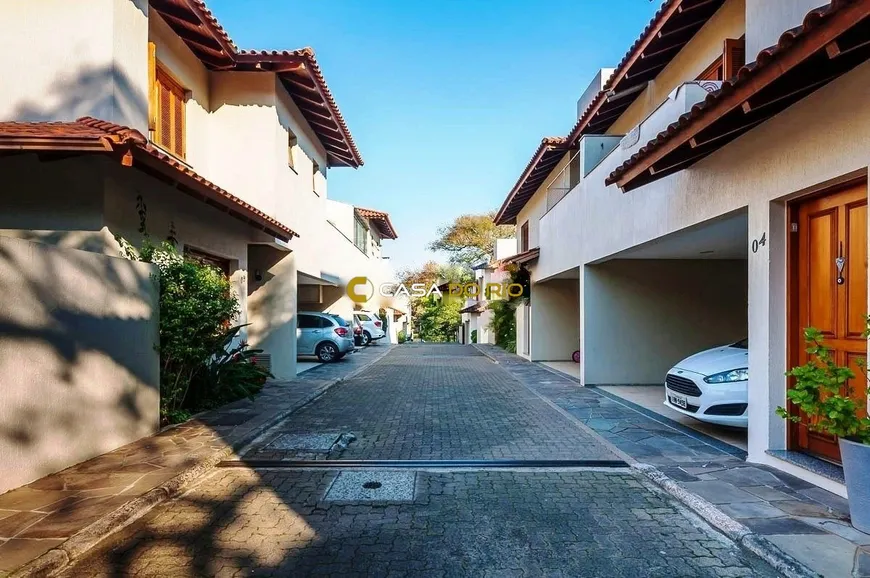 Foto 1 de Casa de Condomínio com 4 Quartos à venda, 335m² em Jardim Isabel, Porto Alegre