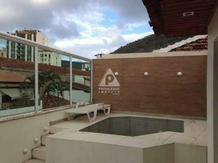 Foto 1 de Casa com 4 Quartos à venda, 250m² em Humaitá, Rio de Janeiro