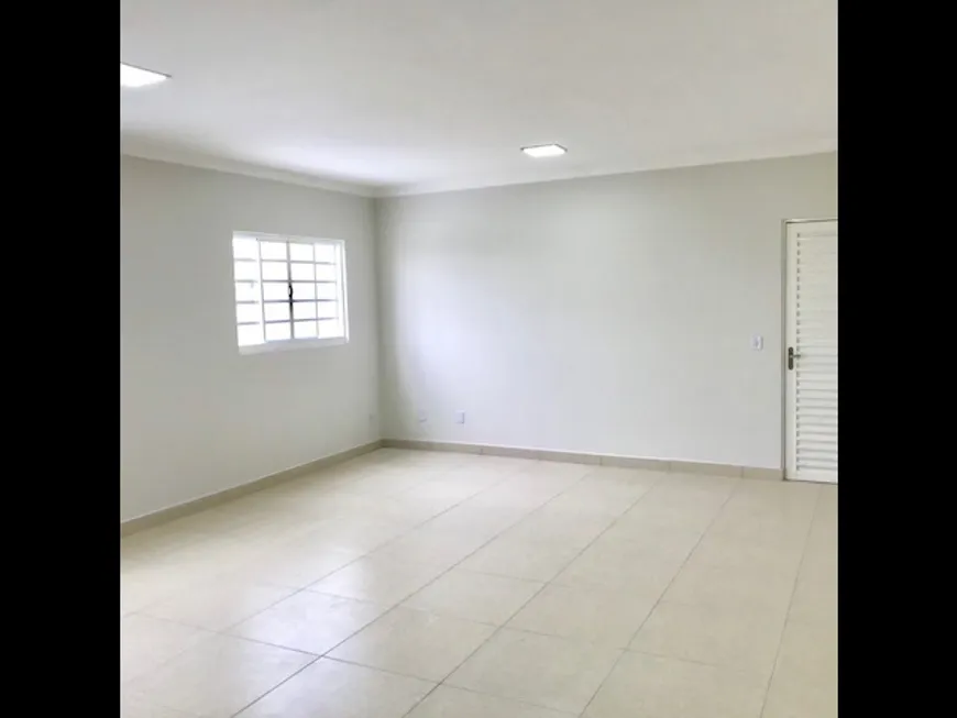 Foto 1 de Sala Comercial para alugar, 40m² em Samambaia Norte, Brasília