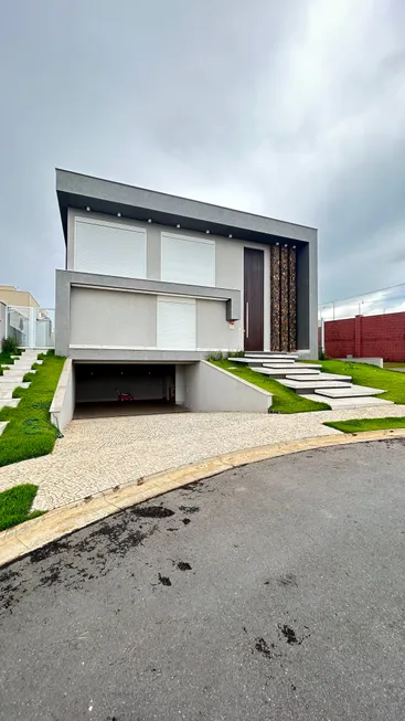 Foto 1 de Casa de Condomínio com 4 Quartos à venda, 310m² em Jardins Nápoles, Senador Canedo