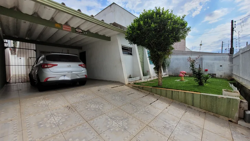 Foto 1 de Casa com 4 Quartos à venda, 151m² em Jardim do Sol, Londrina