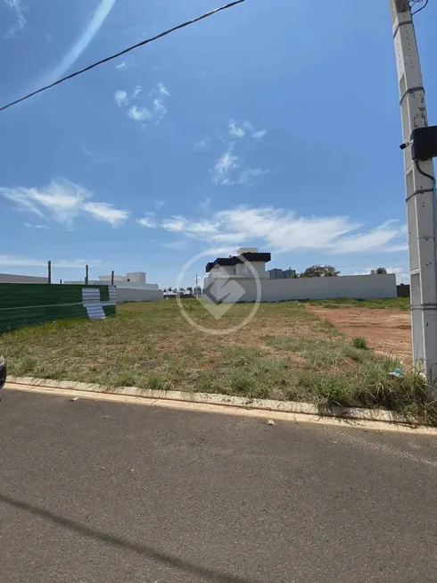 Foto 1 de Lote/Terreno à venda, 360m² em Shopping Park, Uberlândia