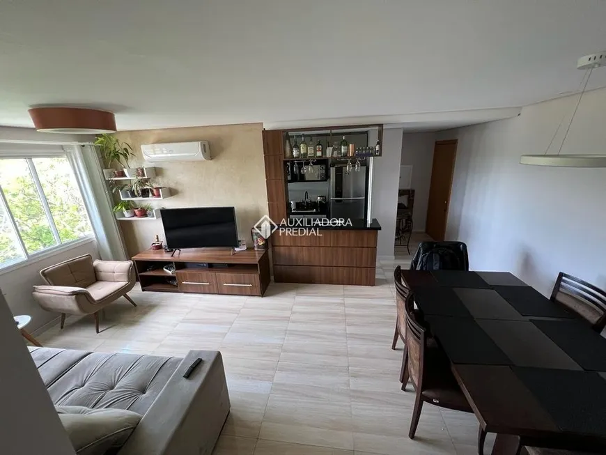 Foto 1 de Apartamento com 3 Quartos à venda, 72m² em Agronomia, Porto Alegre