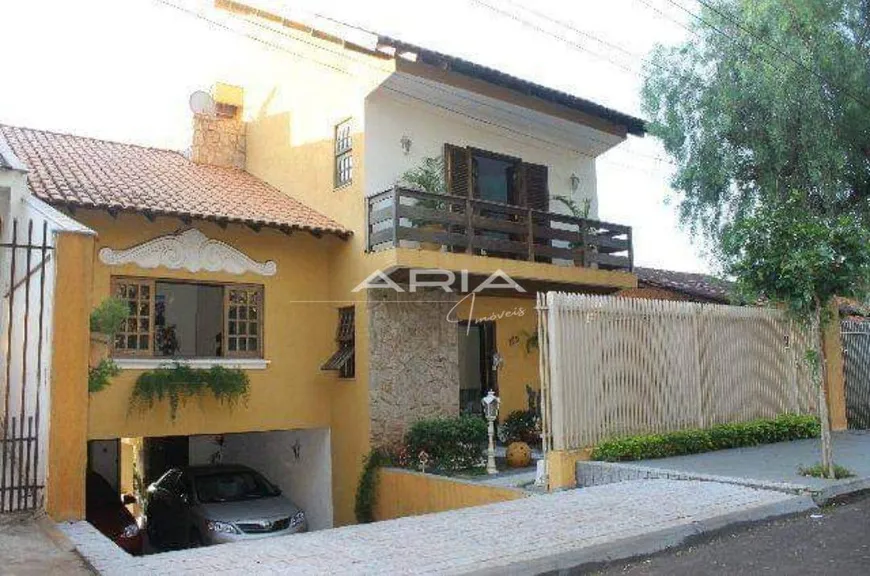 Foto 1 de Sobrado com 3 Quartos à venda, 300m² em Brasilia, Ibiporã