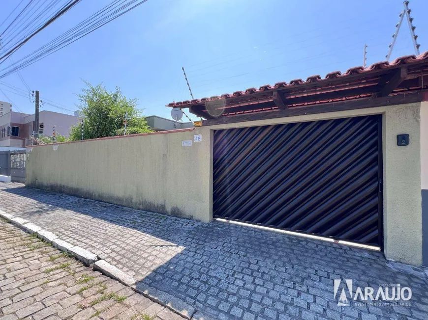 Foto 1 de Casa com 4 Quartos à venda, 250m² em Sao Joao, Itajaí