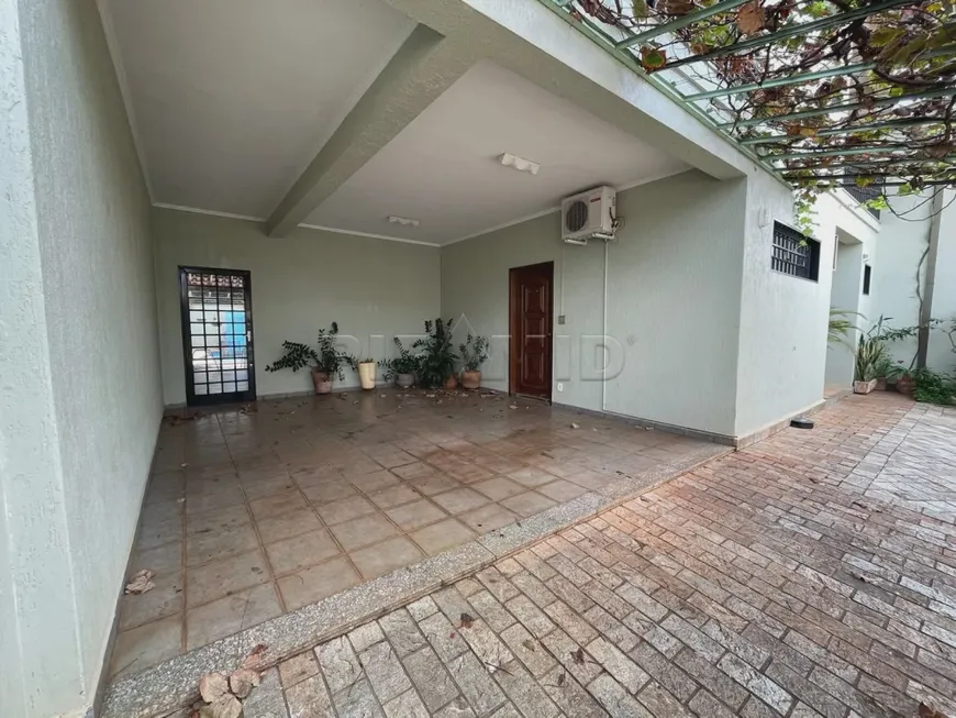 Foto 1 de Casa com 3 Quartos para alugar, 300m² em Nova Ribeirânia, Ribeirão Preto