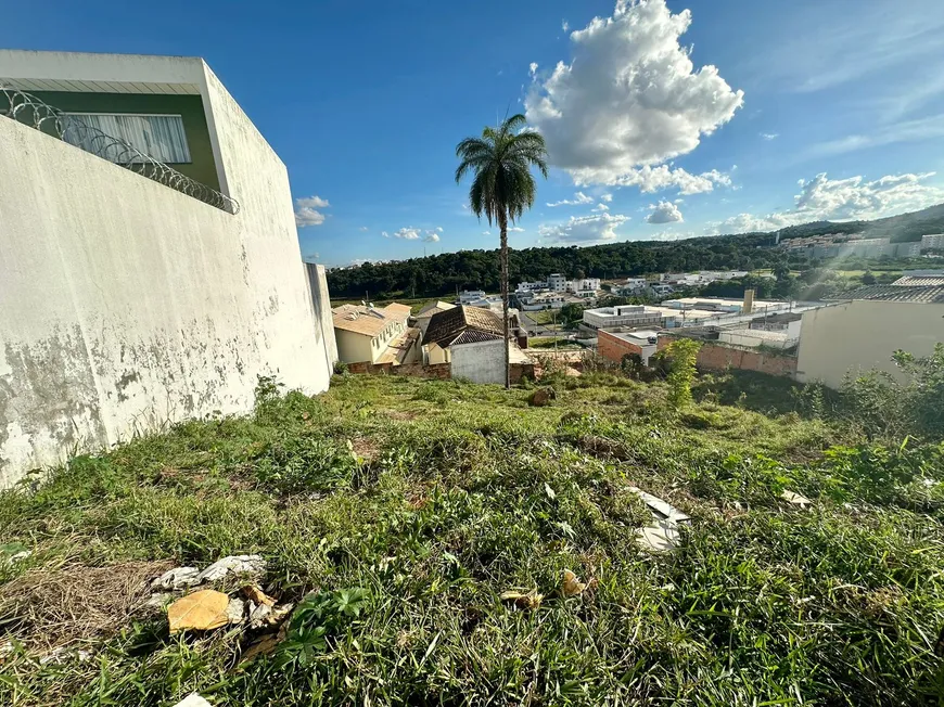 Foto 1 de Lote/Terreno à venda, 372m² em Vale das Orquideas, Contagem