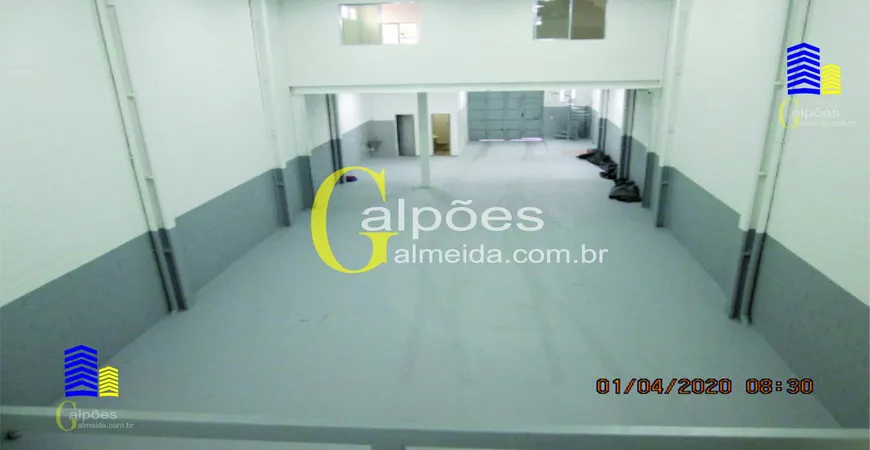 Foto 1 de Galpão/Depósito/Armazém para alugar, 470m² em Vila Anastácio, São Paulo