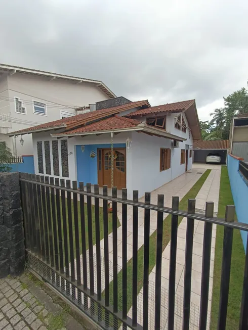 Foto 1 de Casa com 3 Quartos à venda, 160m² em Vila Nova, Joinville