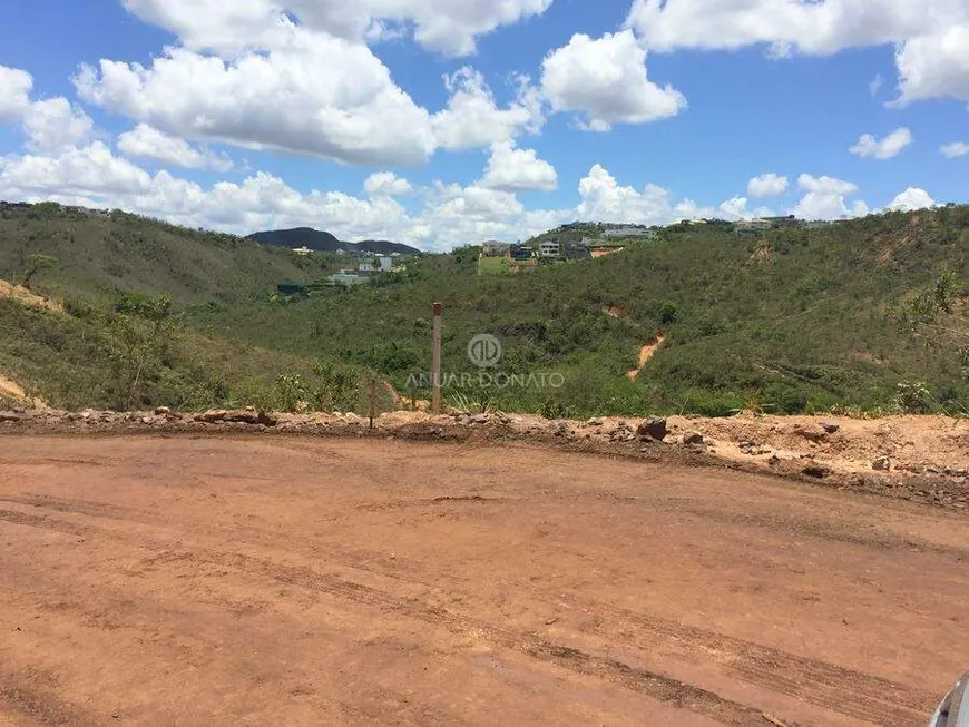 Foto 1 de Lote/Terreno à venda, 1000m² em Vila del Rey, Nova Lima