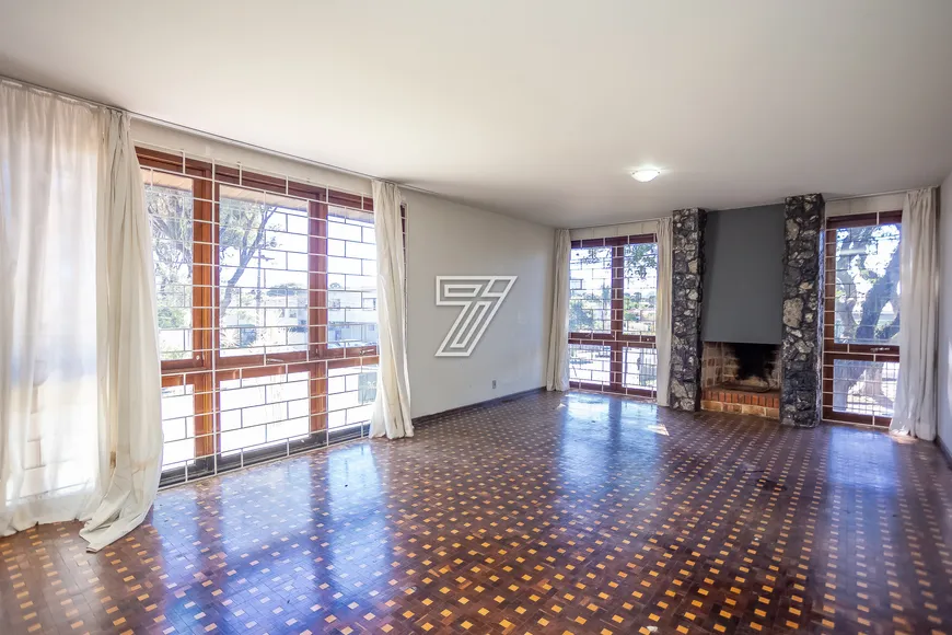 Foto 1 de Lote/Terreno à venda, 496m² em Parolin, Curitiba