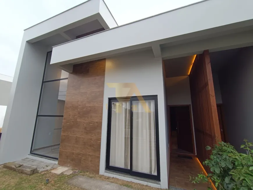 Foto 1 de Casa com 2 Quartos à venda, 95m² em Areias de Palhocinha, Garopaba