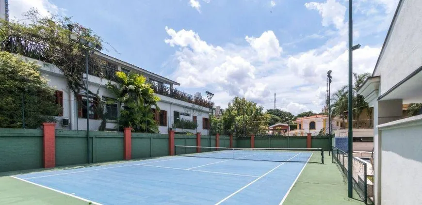 Foto 1 de Casa com 4 Quartos à venda, 709m² em Vila Madalena, São Paulo