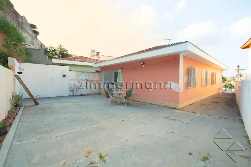 Foto 1 de Casa com 4 Quartos à venda, 129m² em Vila Romana, São Paulo