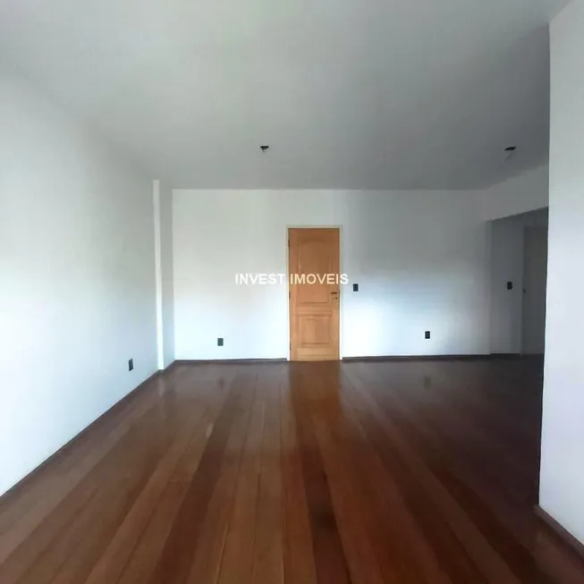 Foto 1 de Apartamento com 3 Quartos à venda, 120m² em Centro, Juiz de Fora