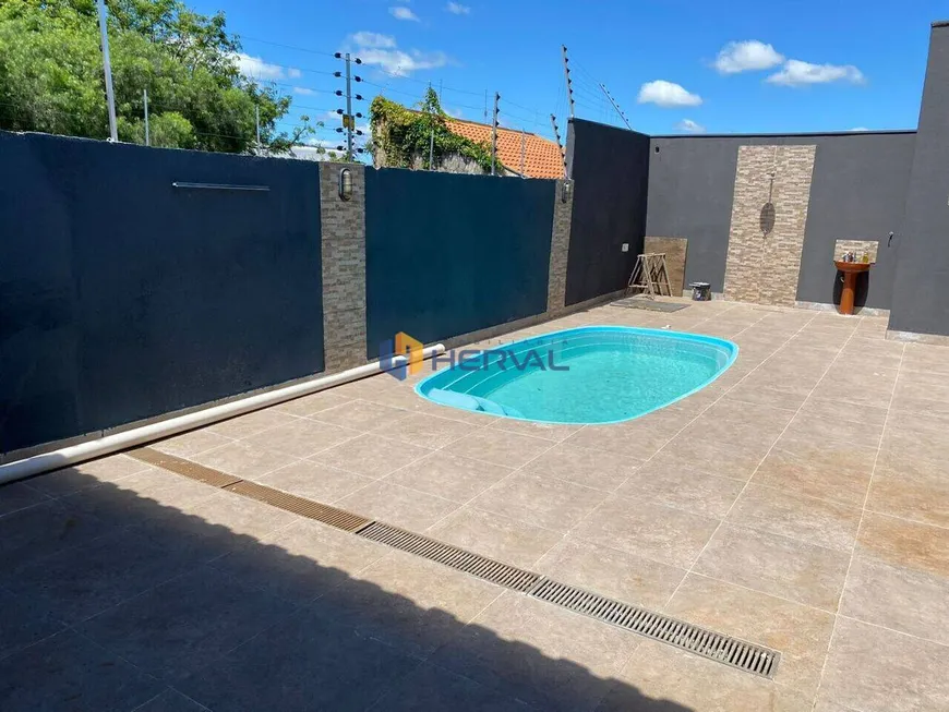 Foto 1 de Sobrado com 4 Quartos à venda, 180m² em Conjunto Habitacional Inocente Vila Nova Júnior, Maringá