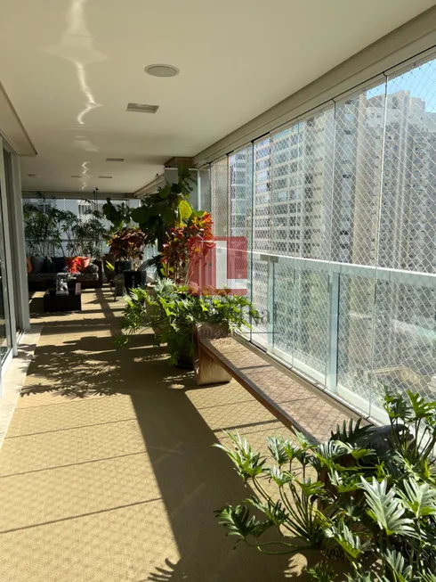 Foto 1 de Apartamento com 4 Quartos à venda, 378m² em Campo Belo, São Paulo