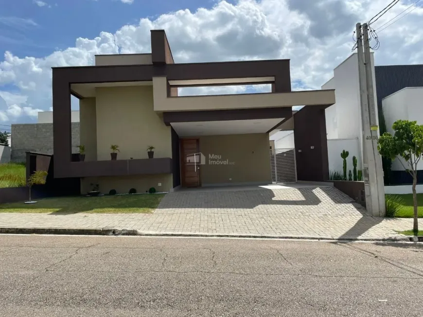 Foto 1 de Casa de Condomínio com 3 Quartos para venda ou aluguel, 150m² em Condominio Terras do Vale, Caçapava