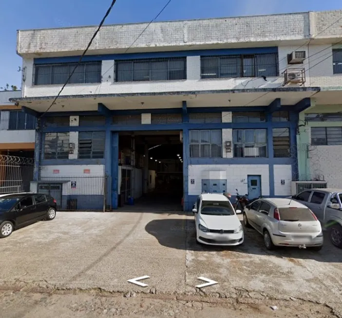 Foto 1 de Galpão/Depósito/Armazém à venda, 1250m² em Navegantes, Porto Alegre