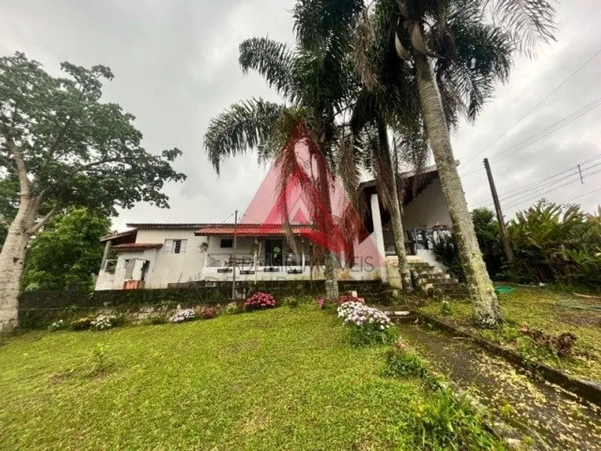 Foto 1 de Fazenda/Sítio com 3 Quartos à venda, 140m² em Lagoa Nova, Guararema