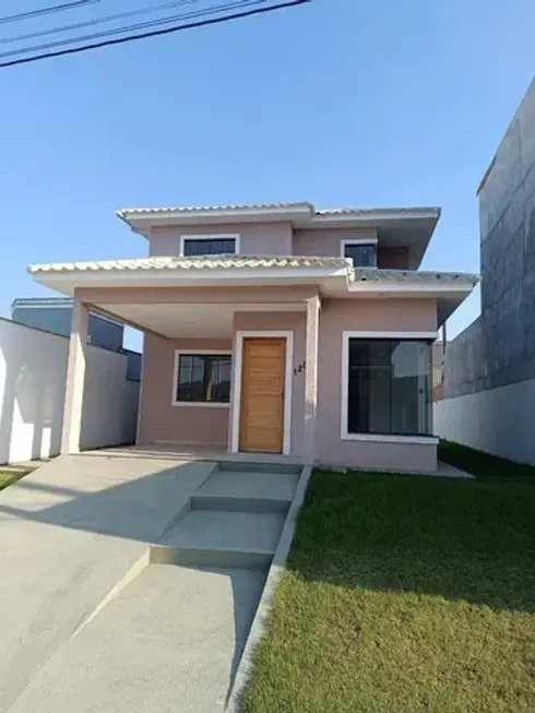 Foto 1 de Casa de Condomínio com 3 Quartos à venda, 98m² em Pindobas, Maricá