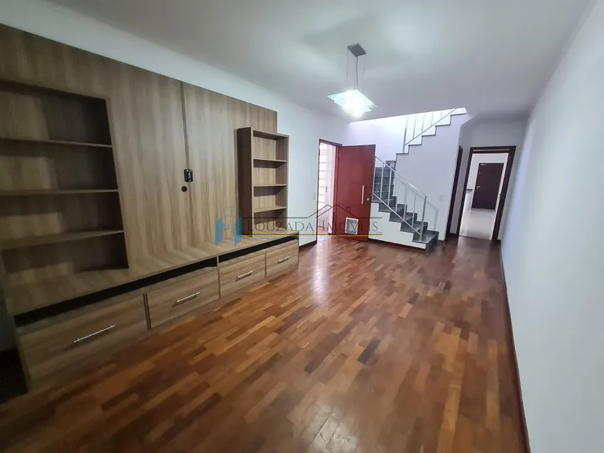 Foto 1 de Sobrado com 3 Quartos à venda, 140m² em Jardim Avelino, São Paulo