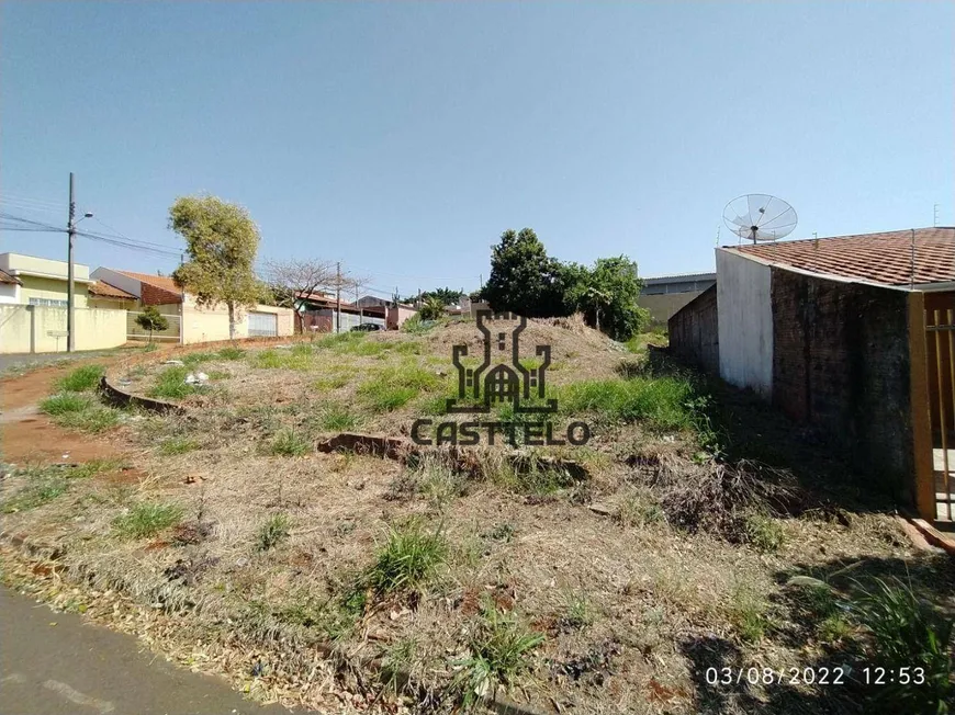 Foto 1 de Lote/Terreno à venda, 396m² em Michael Licha, Londrina