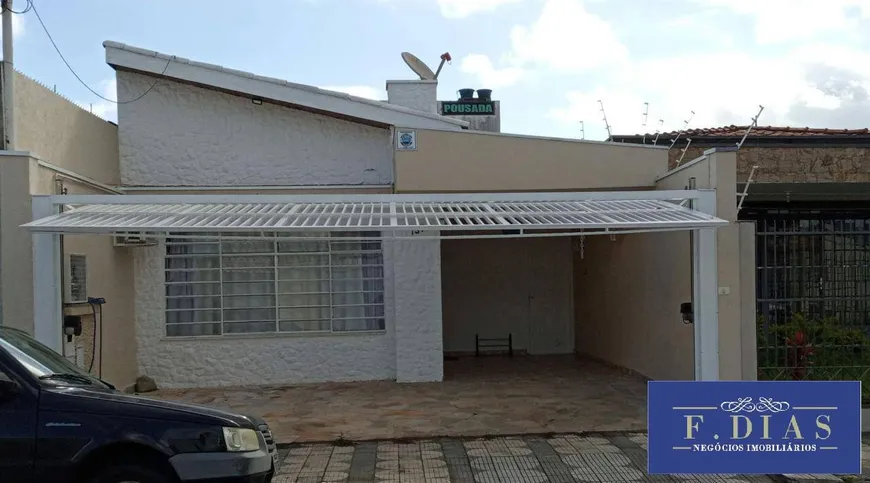 Foto 1 de Casa com 4 Quartos à venda, 142m² em Vila Mogilar, Mogi das Cruzes