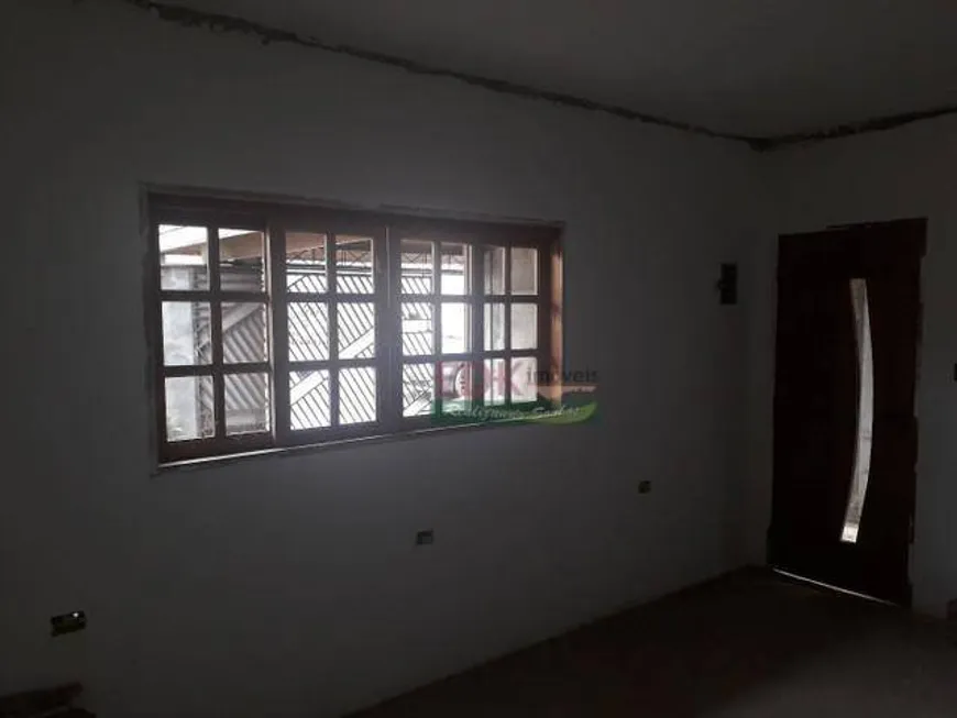 Foto 1 de Sobrado com 3 Quartos à venda, 126m² em Jardim Santa Júlia, São José dos Campos